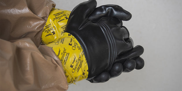 A Guide to PPE Gloves