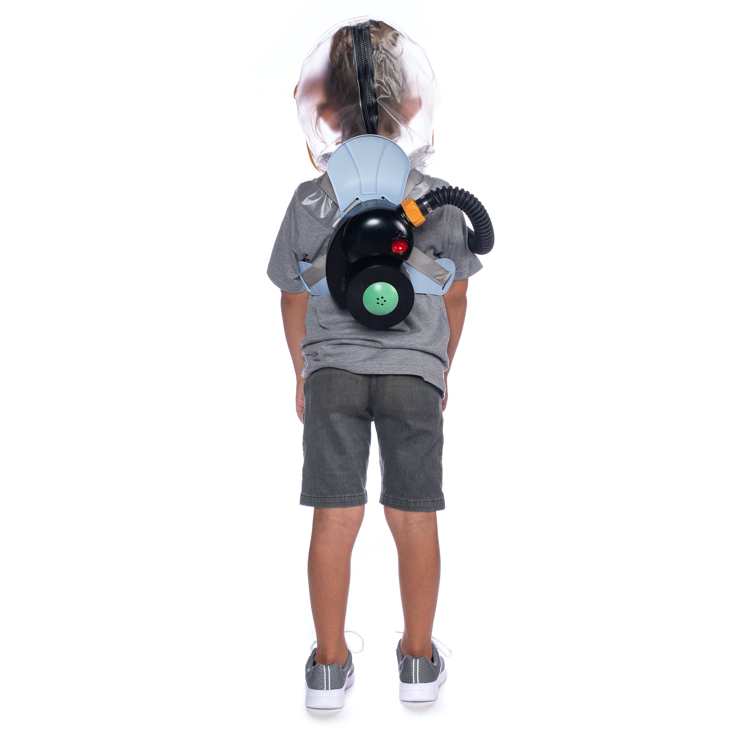 Back harness setup of of MD-2 Kid's Gas Mask